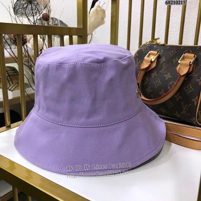 Burberry男女同款帽子 巴寶莉戰馬漁夫帽遮陽帽  mm1051